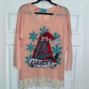 Daisy Rae NWT peachy pink Christmas top S/M